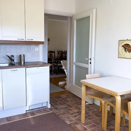 Cozy 2br Right In The Center